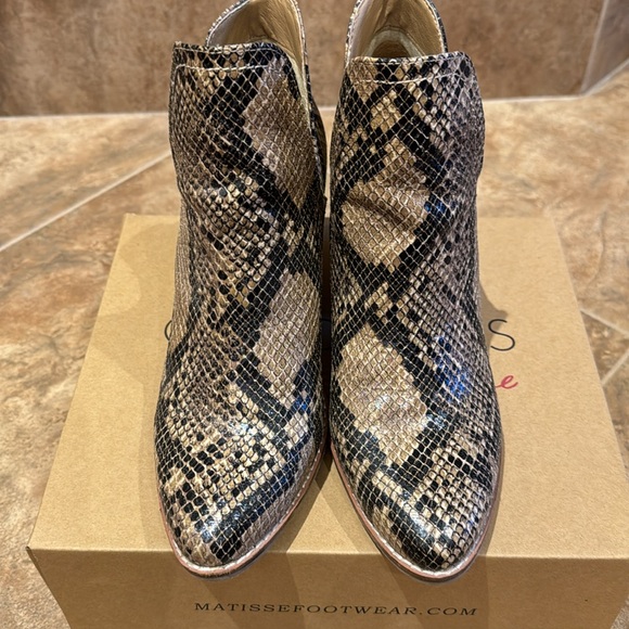Coconuts by Matisse ‘Trader’ Brown Snake Boots—Size 9 - Picture 6 of 8